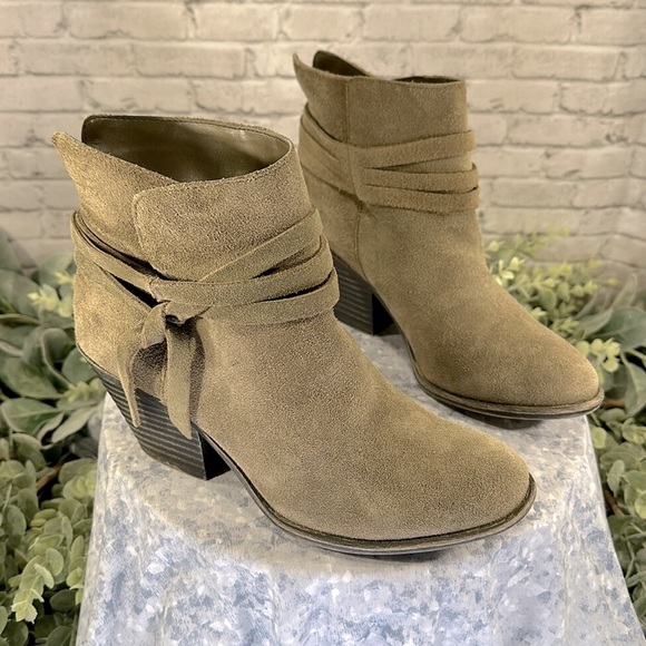 Sole Society “Maren” Tan Suede Round-Toe Western Fashion Booties WMS 8.5B🤎VGUC - Picture 12 of 12